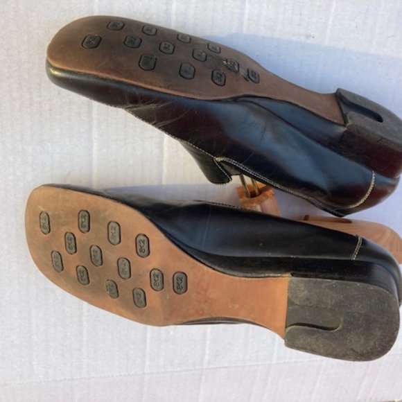 .Anne Klein Black Leather 8 M , UV sanitized. - Picture 3 of 6